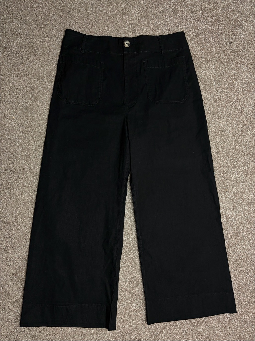 MAEVE The Colette Magic Fabric Crop Wide-Leg Pants
Black Size 32 - Picture 4 of 9